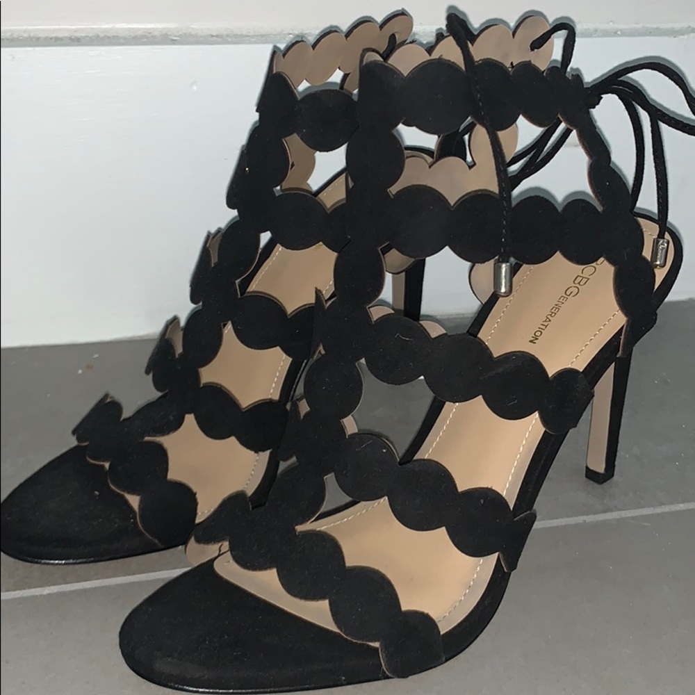 BCBG generation Heels